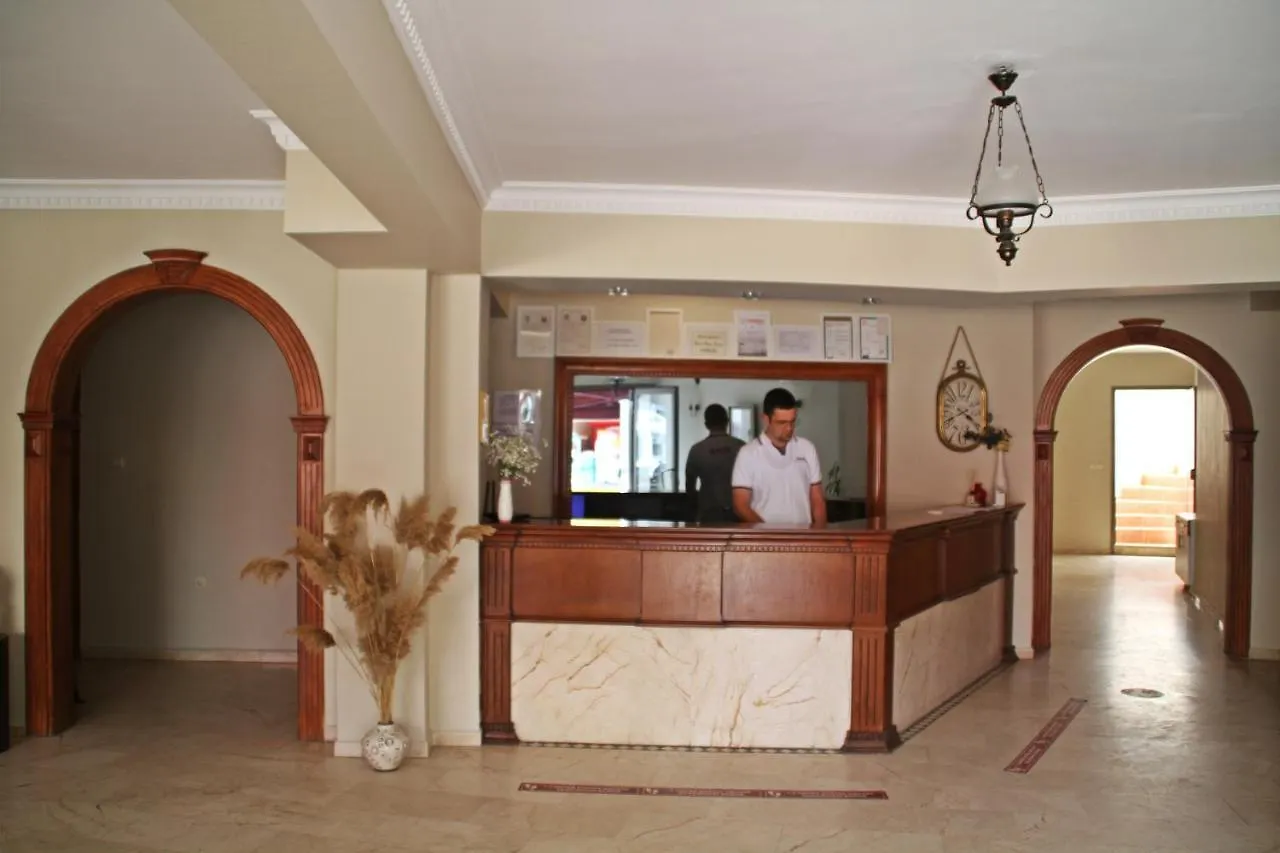 Rosy Suites Hotel Kuşadası 3*,