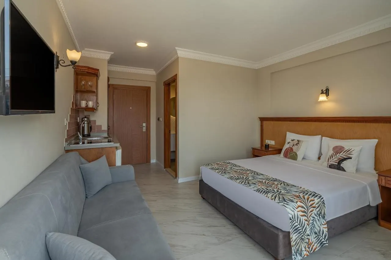 Rosy Suites Hotel Kuşadası