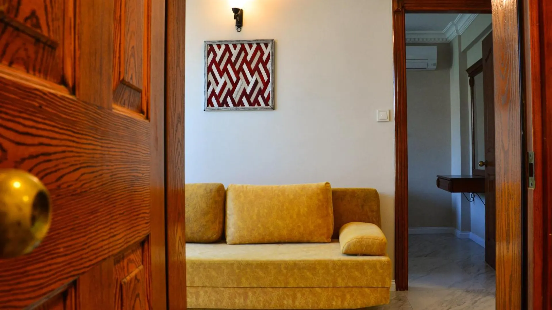 Apart Otel Rosy Suites Hotel Kuşadası