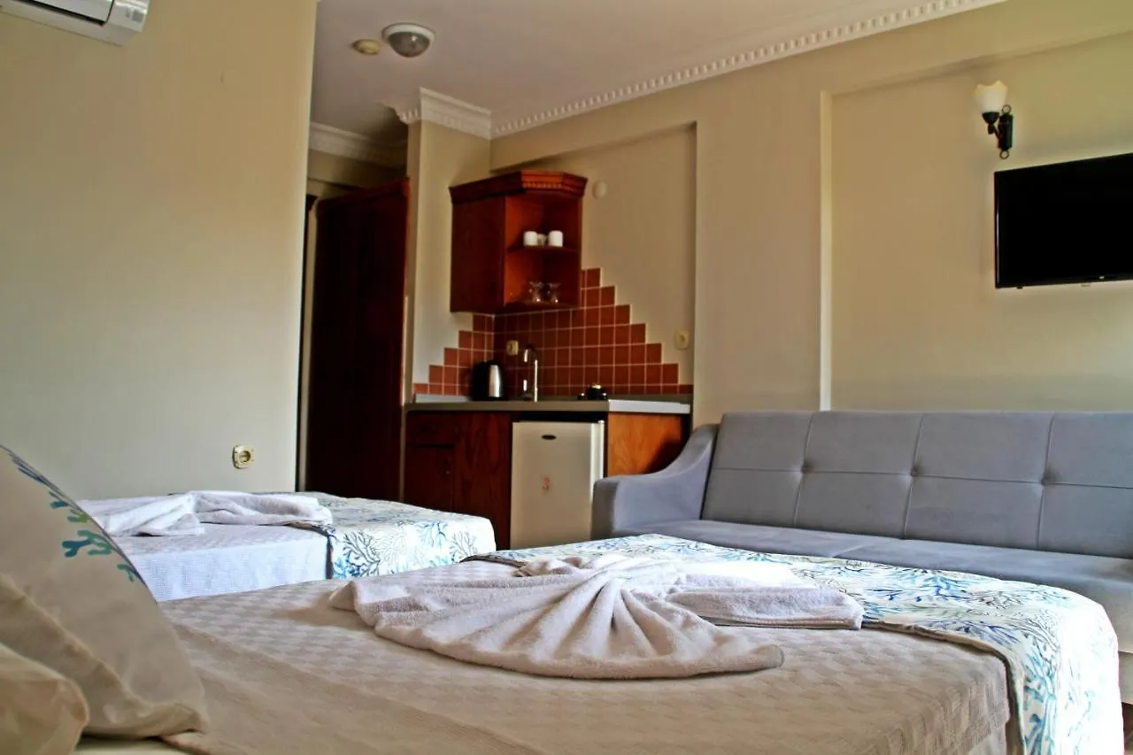 Rosy Suites Hotel Kusadası 3*,