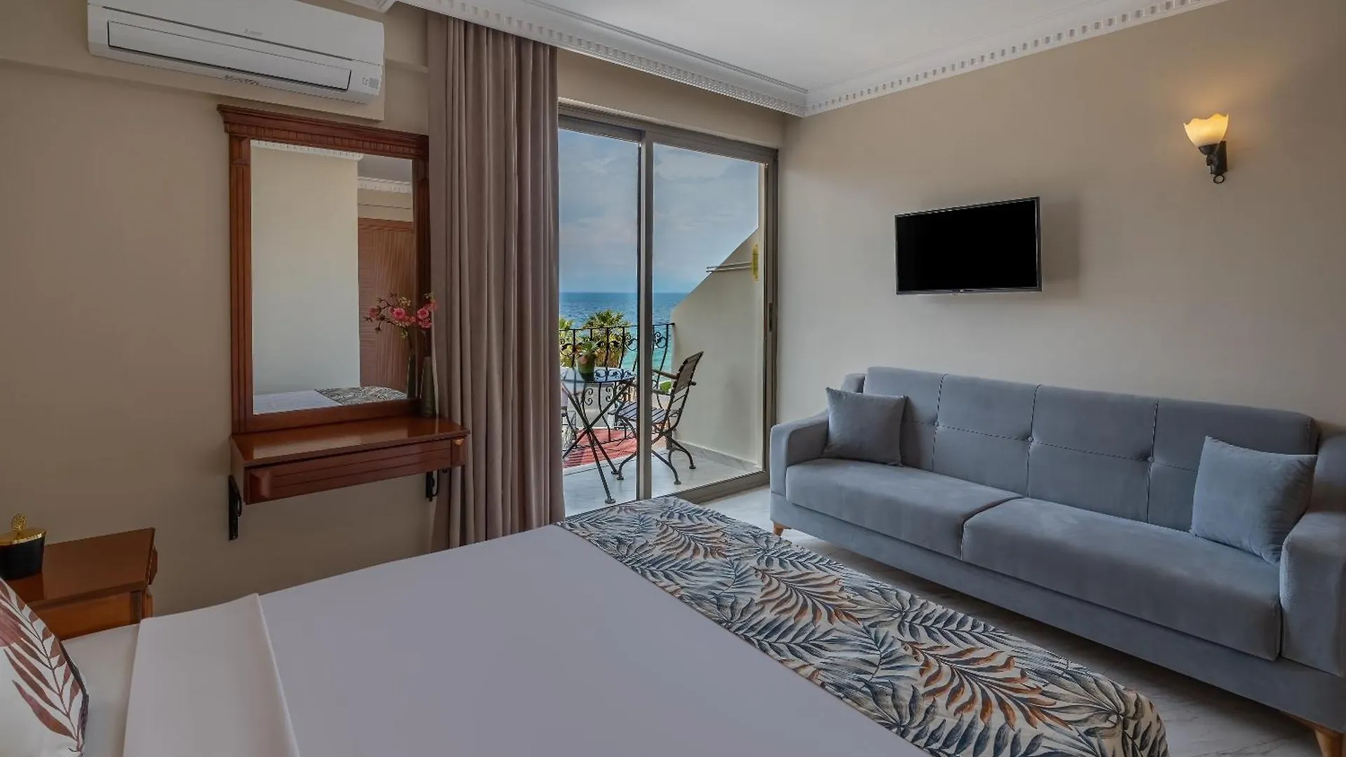 Hotel de apartamente Rosy Suites Hotel Kusadası